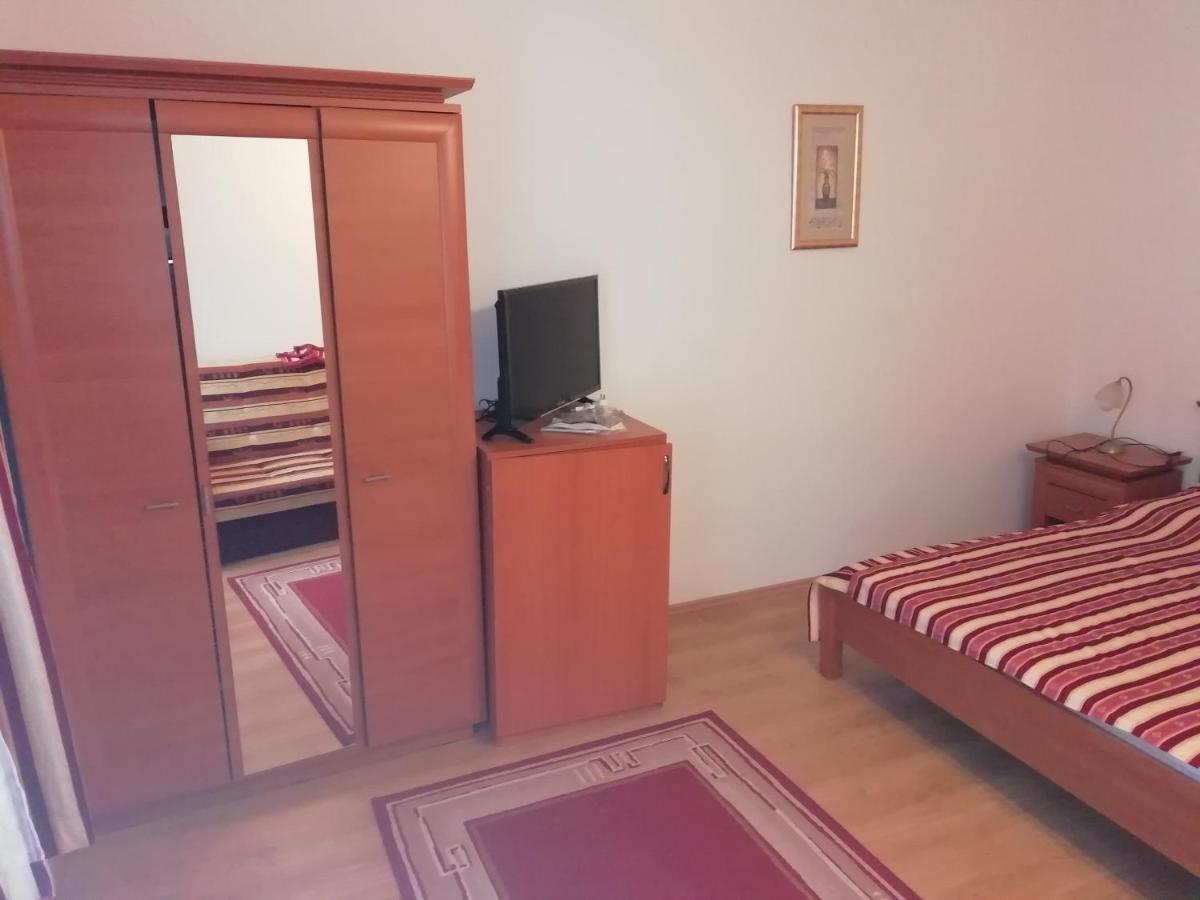 Hotel Asta La Vista Vendeghaz Miskolc Exterior foto
