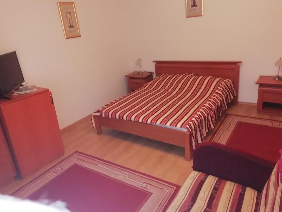 Hotel Asta La Vista Vendeghaz Miskolc Exterior foto